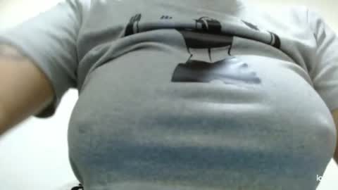 candymilfff online show from July 1, 10:09 pm