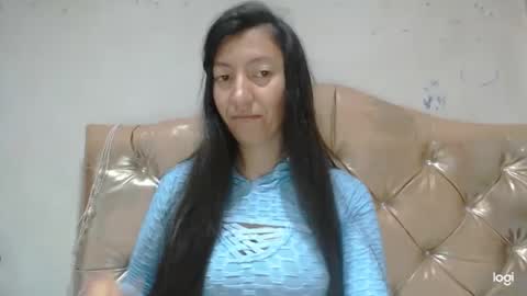 Snapshot of candymilfff chatting on February 14, 12:36 pm candymilfff online show from February 14, 12:36 pm