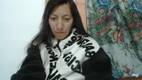 Snapshot of candymilfff chatting on March 5, 2:36 am candymilfff online show from March 5, 2:36 am