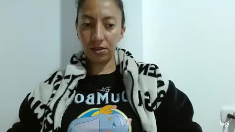 Snapshot of candymilfff chatting on September 16, 4:53 am candymilfff online show from September 16, 4:53 am
