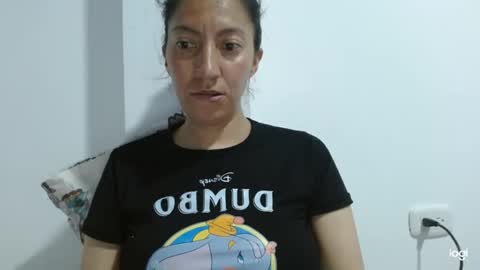 Snapshot of candymilfff chatting on September 17, 5:16 am candymilfff online show from September 17, 5:16 am