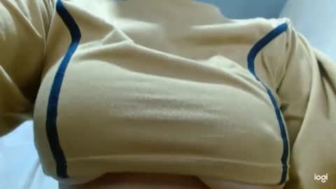 Snapshot of candymilfff chatting on October 2, 3:44 am candymilfff online show from October 2, 3:44 am