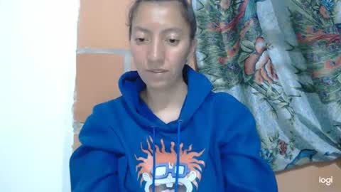 Snapshot of candymilfff chatting on March 6, 2:51 am candymilfff online show from March 6, 2:51 am