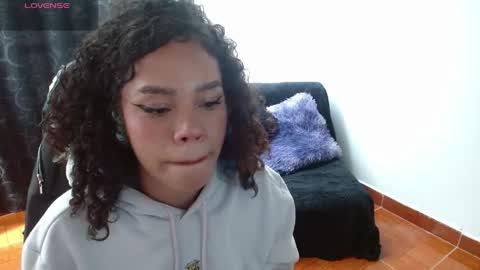 canela_s1 online show from April 29, 7:19 pm