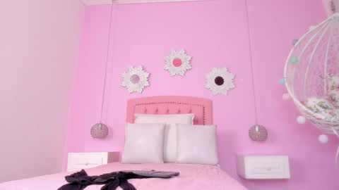 cannelasmith online show from October 24, 7:54 pm