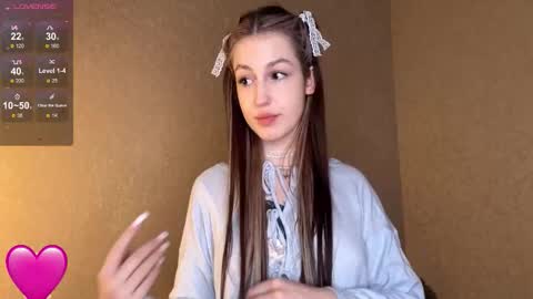 caramel_95 online show from March 8, 7:07 pm