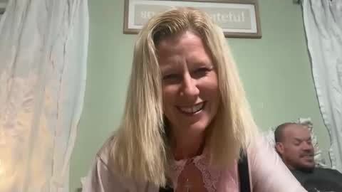 carebear5719 online show from May 24, 4:22 am