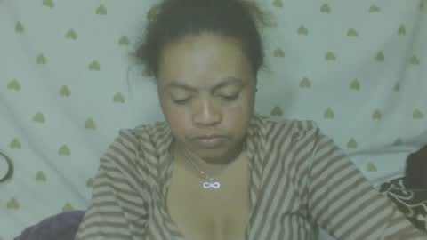 carinesexy69 online show from June 23, 1:47 am