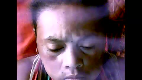 Snapshot of carinesexy69 chatting on February 14, 9:24 am carinesexy69 online show from February 14, 9:24 am