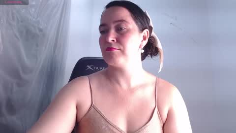 Carla online show from April 20, 1:58 pm