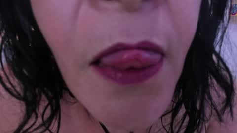 Carla online show from May 5, 8:12 pm