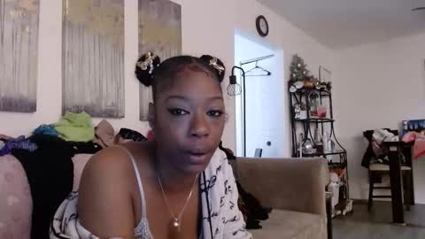 Carlie online show from March 1, 4:12 am