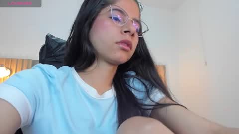 Snapshot of carlina_15 chatting on September 17, 12:36 pm C A R L I N A online show from September 17, 12:36 pm