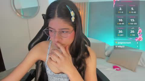 C A R L I N A online show from June 27, 12:22 pm