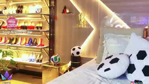 Carla Carla  I am sensual goddes and i was born for loveworshipping and enjoyment. online show from July 4, 3:24 am