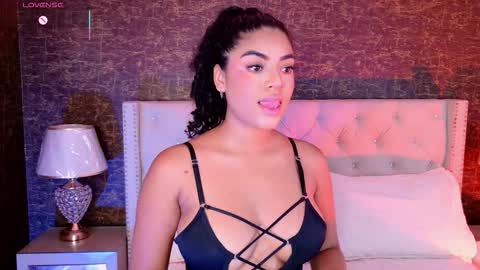 Carly Monroe  online show from November 7, 10:21 am