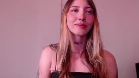 carmennrusso online show from July 14, 12:22 am