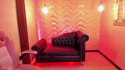 carolina online show from October 24, 1:45 am