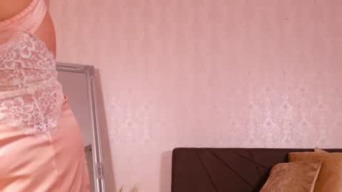 CaroJhones online show from June 11, 4:31 am