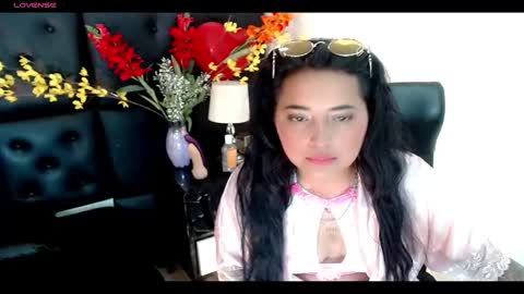Snapshot of carolaine01 chatting on February 19, 9:36 pm Carolaine01 online show from February 19, 9:36 pm