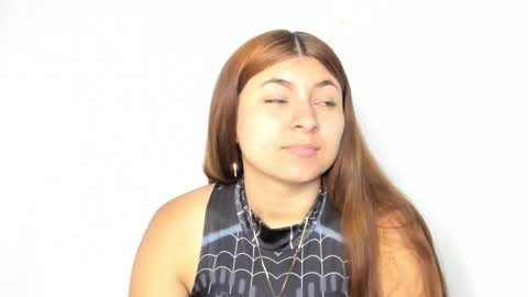 carolay759687 online show from December 23, 3:29 am