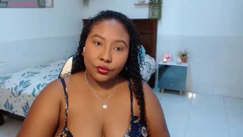 Carol de la torre online show from October 25, 3:30 pm