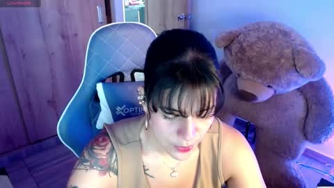 Snapshot of carolgoddess chatting on February 15, 7:50 pm Carol online show from February 15, 7:50 pm