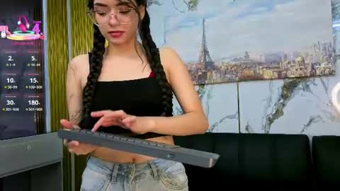 CAROLINA  online show from August 2, 12:02 am