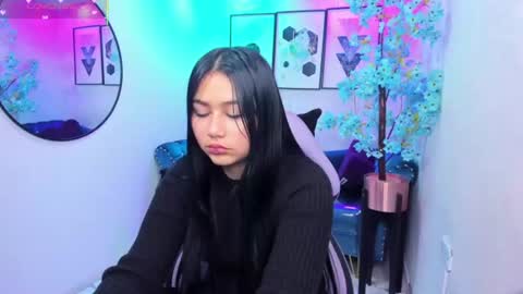 CAROLINA.  online show from June 18, 12:43 pm