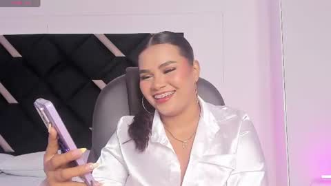 carolina_evannss online show from July 23, 4:31 am