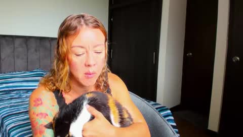 carolina_zaens online show from February 24, 6:06 pm