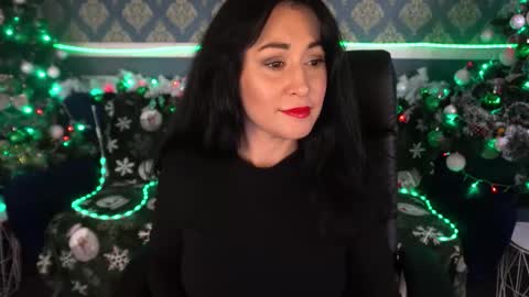 carolinaafoxyyy online show from December 17, 1:59 pm