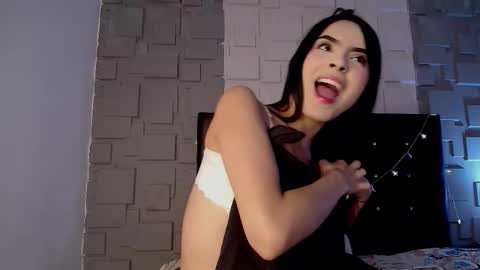 Caro online show from December 5, 7:37 pm