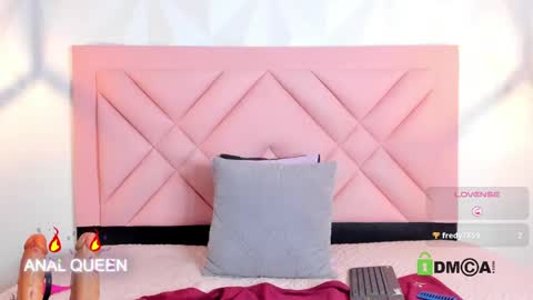 caroline daring online show from May 5, 1:36 pm