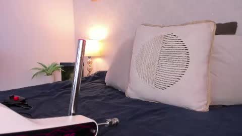  Caroline  online show from June 18, 11:26 am