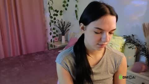 Snapshot of caroline_hey chatting on September 17, 5:55 pm Mary and Carol online show from September 17, 5:55 pm