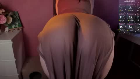 Caro online show from June 22, 10:40 pm