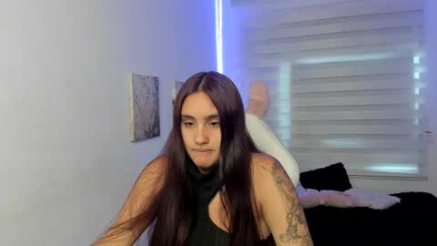 caroline_rodriguez_9 online show from June 16, 6:53 pm
