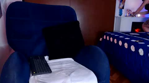 Carolin Blich online show from June 23, 1:03 am