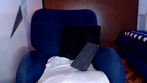 Carolin Blich online show from July 28, 10:20 pm