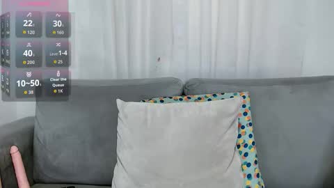 Snapshot of carolinefantasy_ chatting on September 29, 6:46 pm Caroline online show from September 29, 6:46 pm