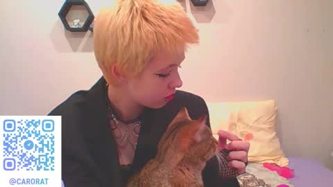 CarolineRichter online show from October 2, 11:10 pm