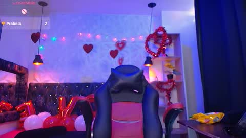 Caroline Scoth online show from February 15, 6:12 pm