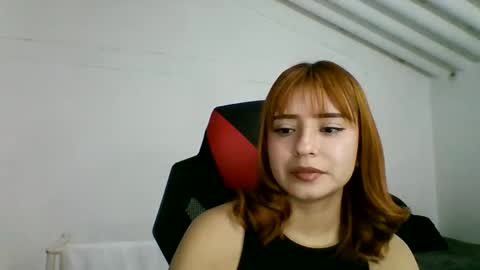 carolinnapinkman online show from May 23, 9:02 pm