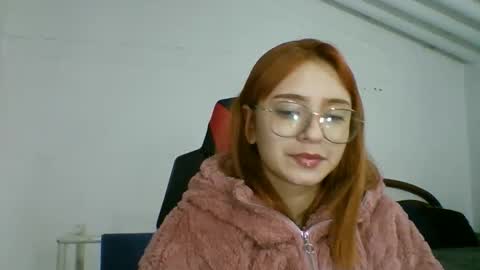 carolinnapinkman online show from May 31, 8:10 pm
