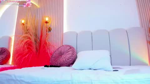 Carol Rivera  online show from December 16, 8:15 pm