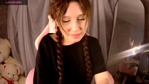 carysgs online show from June 16, 7:37 pm