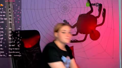 casey_meow_ online show from October 22, 8:52 am