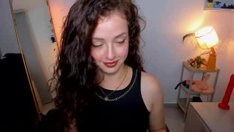 Snapshot of cassandra_caiin chatting on October 19, 10:56 pm Cassie online show from October 19, 10:56 pm