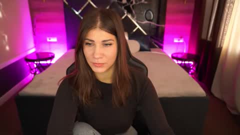 Lena online show from November 14, 8:14 am